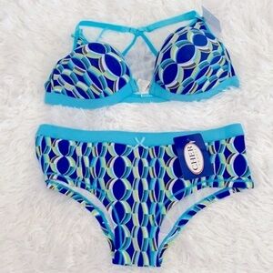 NWT Y2K Cher France bra and panty set